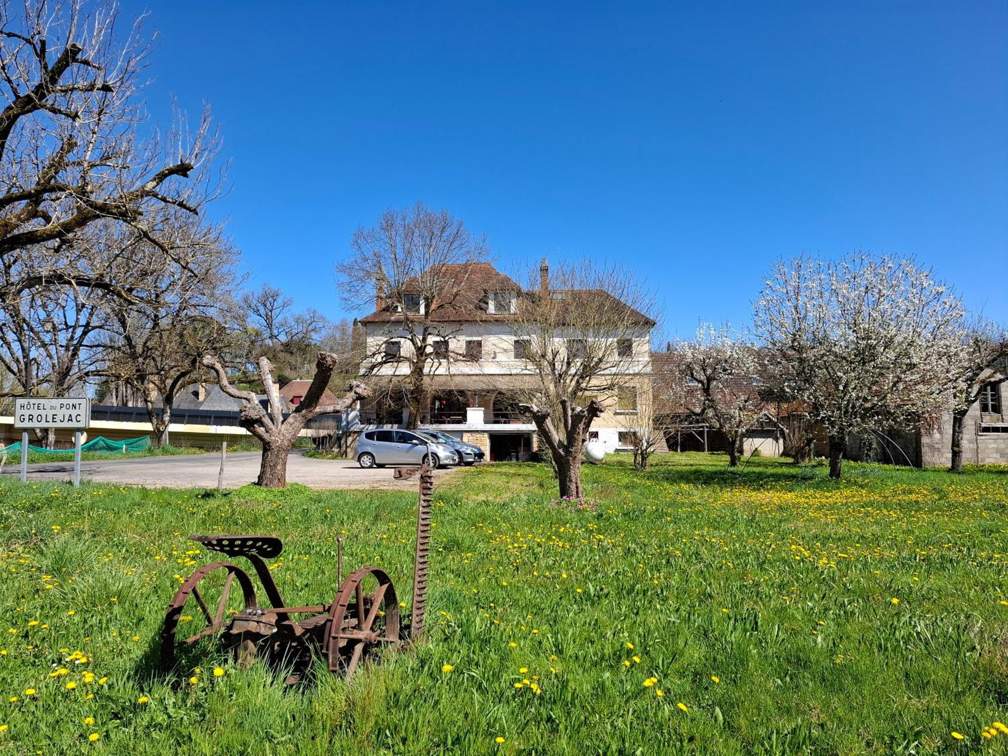 Hotel Du Pont Et Restaurant A Groléjac Kültér fotó